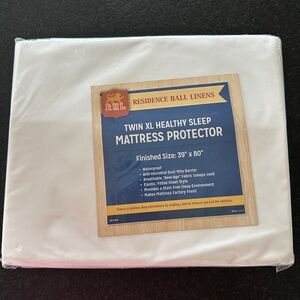 White Twin XL Mattress Protector